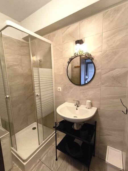 Berceni, Postalionului, studio modern, pet friendly, 350 EUR.